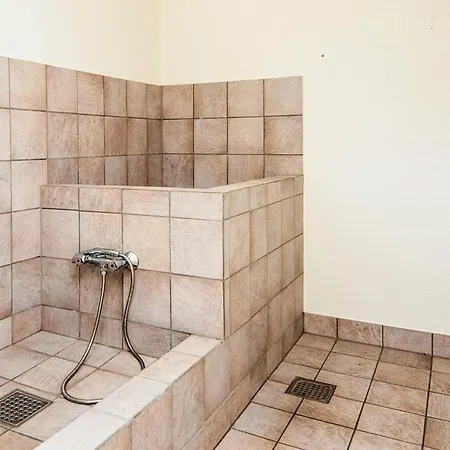 Сasa de vacaciones 4 Person In Hampen