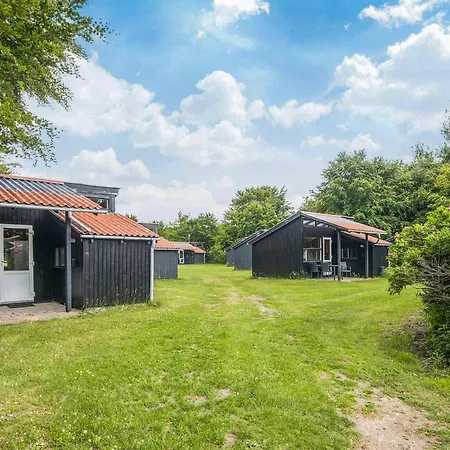 4 Person In Prázdninový dům *